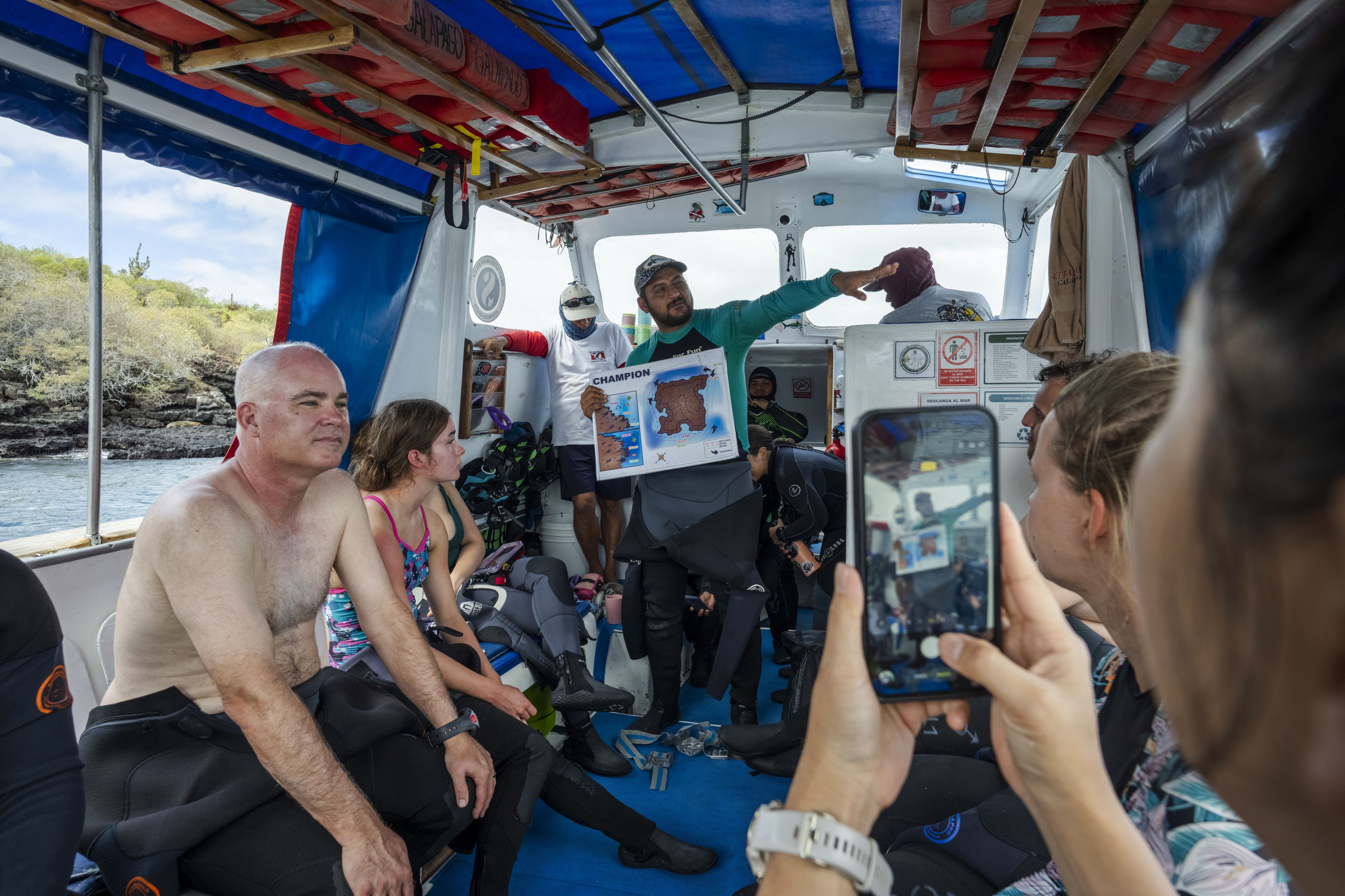 Divers aboard a Scuba Iguana dive boat